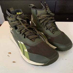 - Reebok Nano X - barely worn - CrossFit shoes size 8.5m
